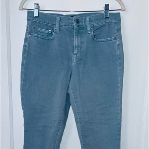 Womens Gap 1969 True Skinny jean’s gorgeous blue 28